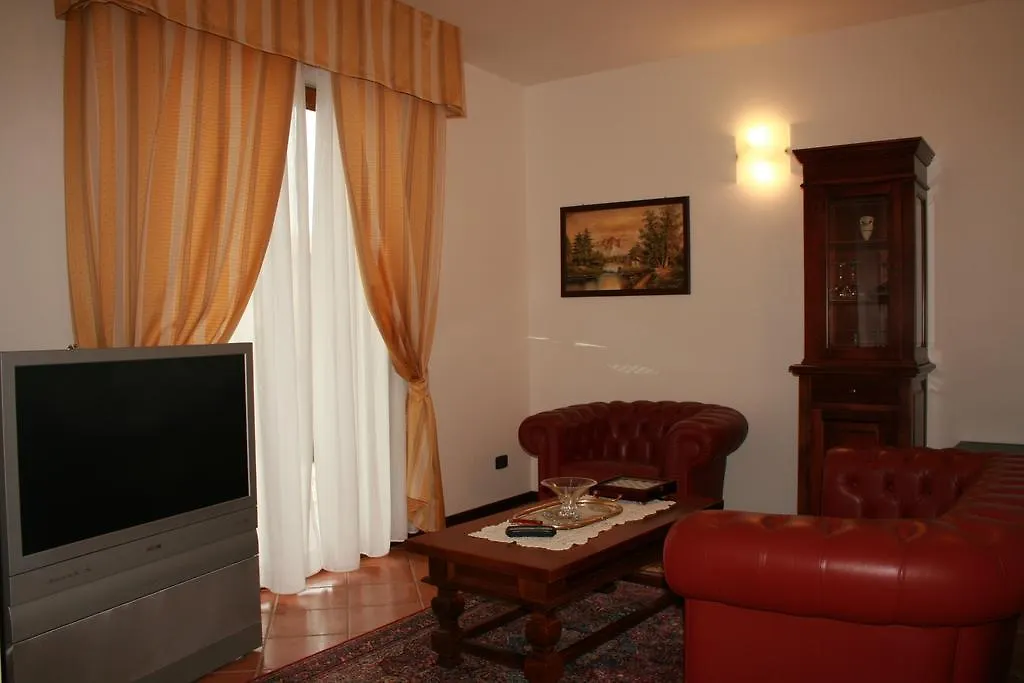 Hotel Ristorante Al Brunello Di Montalcino 3*,