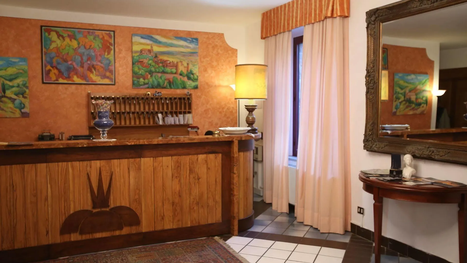 Hotel Ristorante Al Brunello Di Montalcino